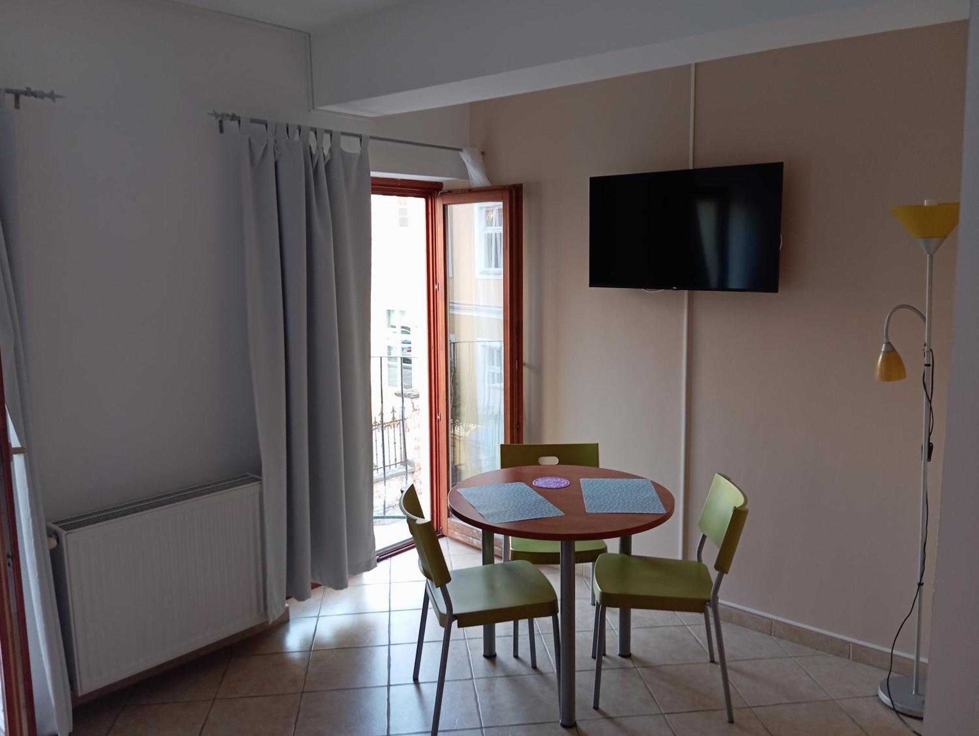 Szent Kristof Apartmanhotel Залаэгерсег Экстерьер фото
