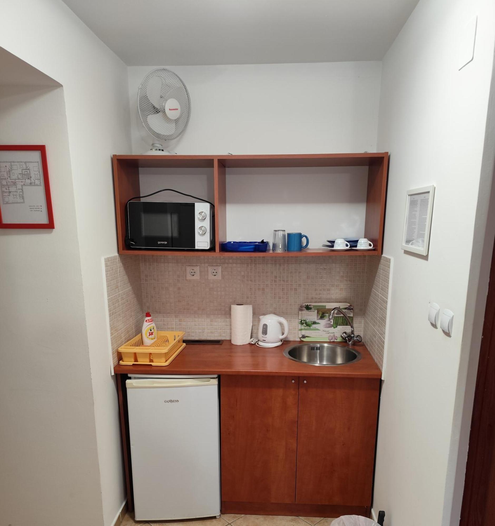 Szent Kristof Apartmanhotel Залаэгерсег Экстерьер фото