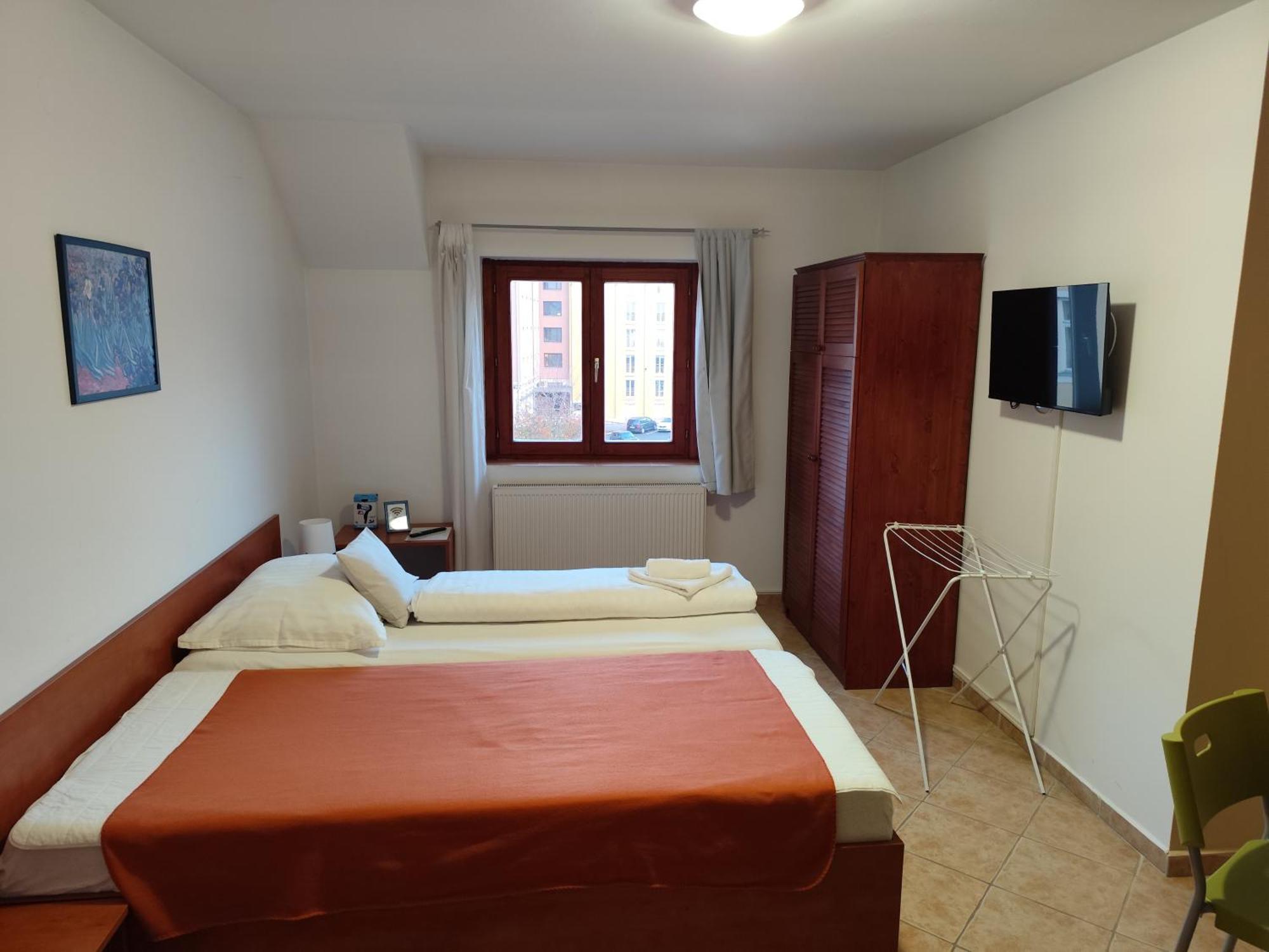 Szent Kristof Apartmanhotel Залаэгерсег Экстерьер фото